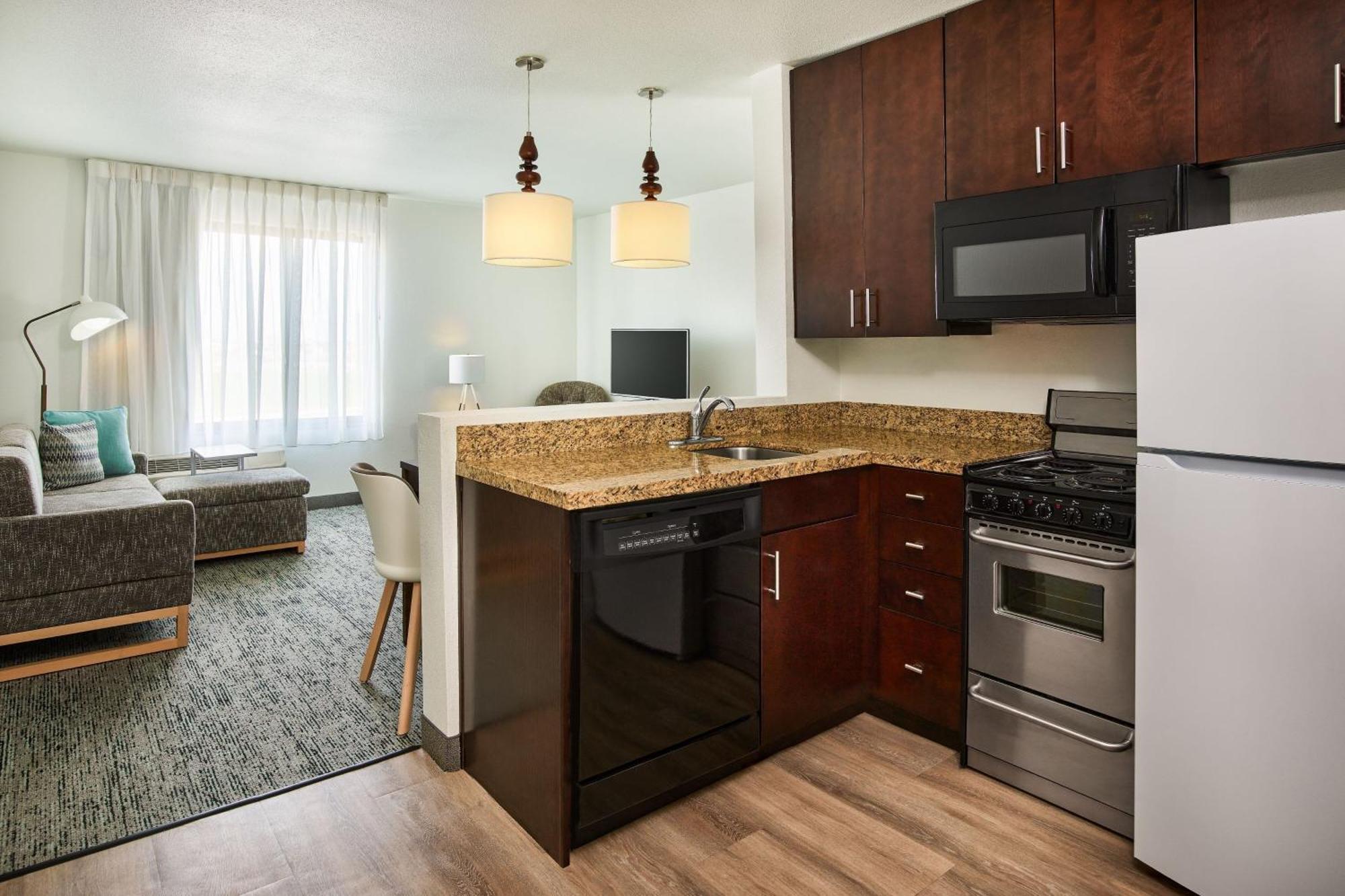 Towneplace Suites By Marriott Garden City Exteriér fotografie
