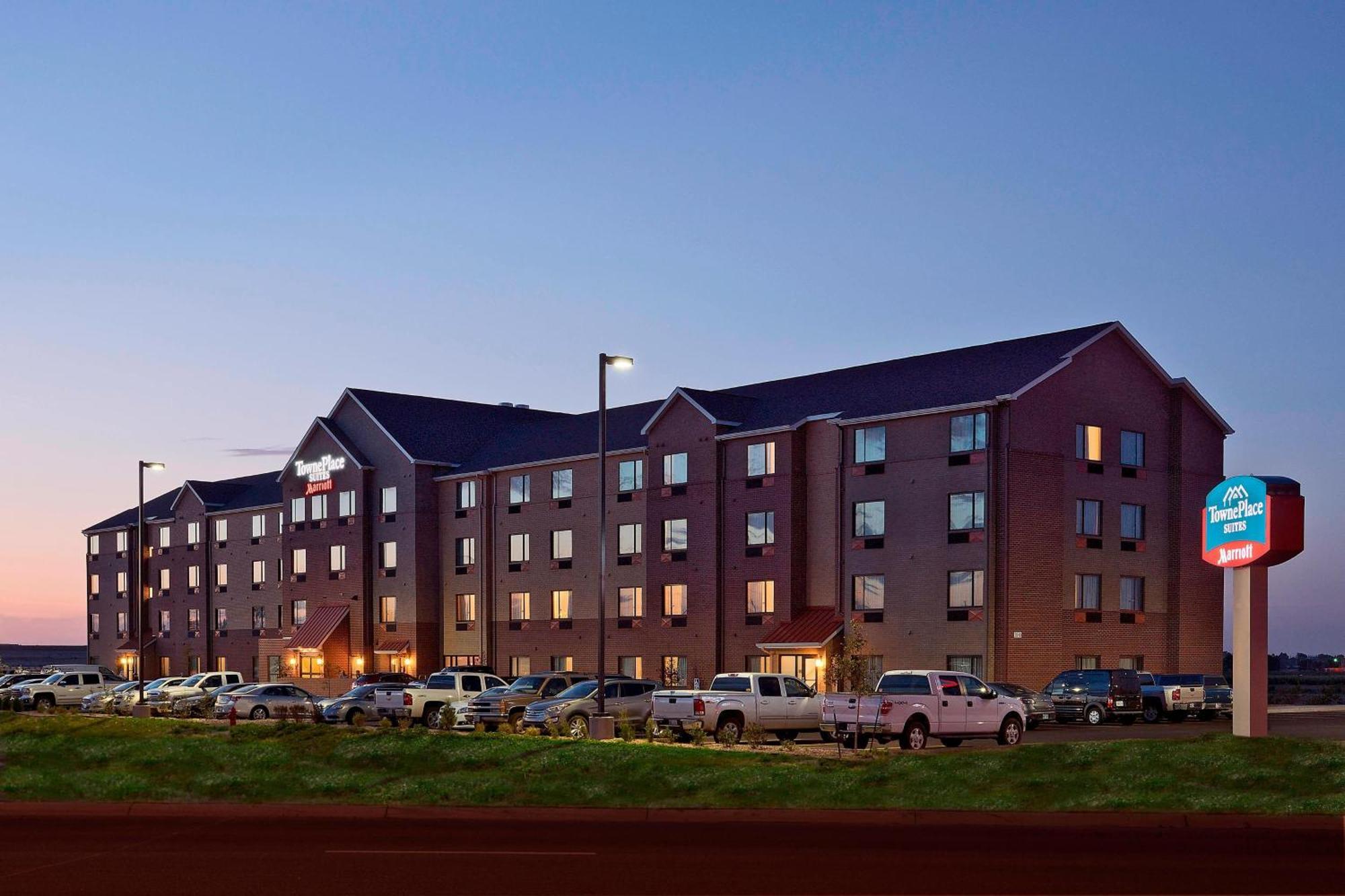 Towneplace Suites By Marriott Garden City Exteriér fotografie